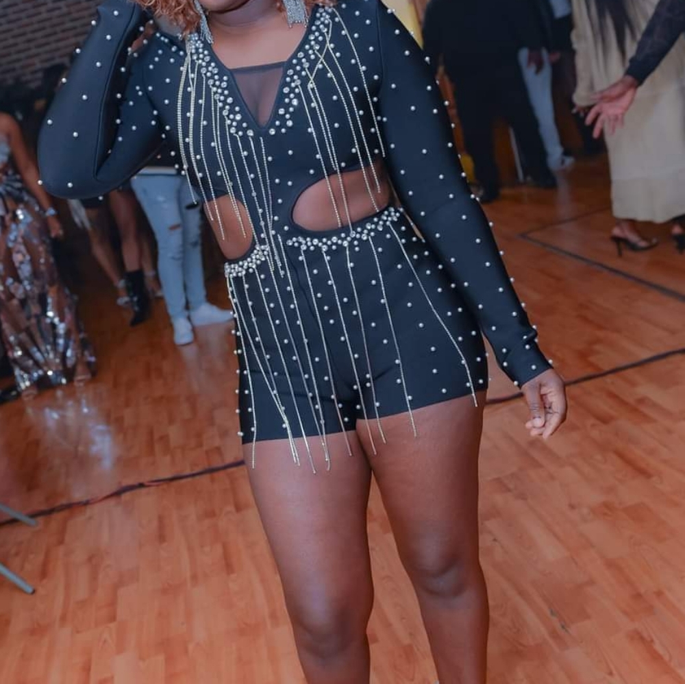 Black pearl romper